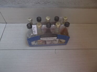 Ostali predmeti za umetnost i kolekcionarstvo: Reklamne flašice mini bottles unučići čokanji fraklići 5. Kao sa slika — 2