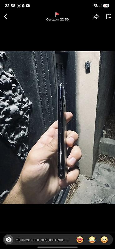 iphon se: IPhone 14 Pro, Qara, Face ID — 5