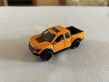 mini disk: Oyun maşını – mini pikap model - Material: metal gövdə, plastik — 3