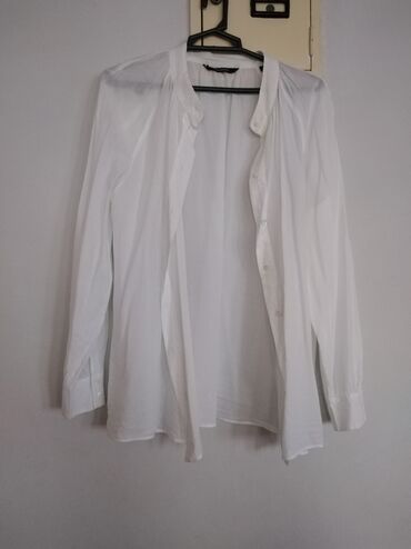 Köynək və bluzalar: 38-40 razmer brend koftalar. Biri 8m — 8