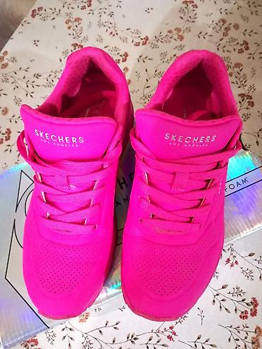 moje krp: Kvalitetne zenske patike poznate marke Skechers. Patike su malo nosene — 6