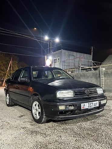 Volkswagen: Volkswagen Vento: 1992 г., 1.9 л, Механика, Дизель, Хэтчбэк — 2