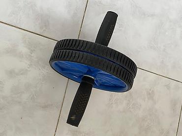 İdman və istirahət: İki təkərli qarın məşq çarxı (ab wheel) - İkili təkər dizaynı: daha — 2
