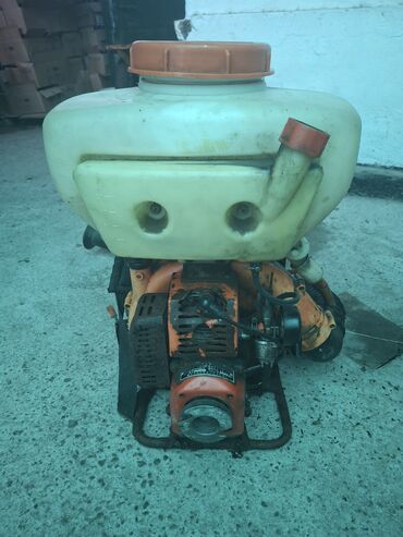 купить садовый опрыскиватель ручной: Опрыскиватель Ранцевый