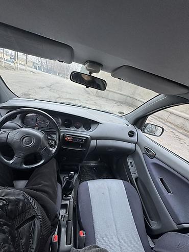 Daihatsu: Daihatsu YRV: 2001 г., 1.3 л, Механика, Бензин, Хэтчбэк — 7