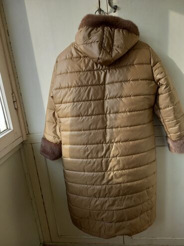 Ziyafət donları: 46 və 48 raz.təzə uzn plaşavoy palto 100man.satılır.qalanları fərqli — 2