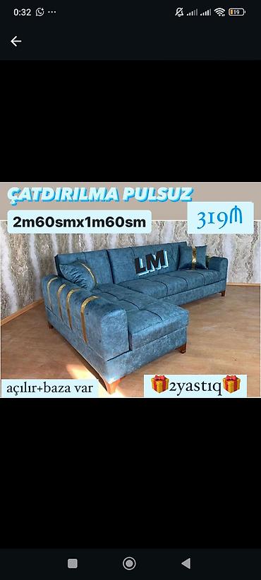 Divanlar: Künc divan – mavi rəng, zərif qızılı dekor xətləri ilə. Ölçü: 2 m 60 — 1