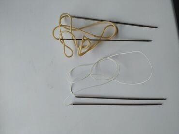 Аксессуары для шитья: Спицы для вязания советские, две пары . Находимся в районе Политеха