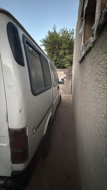обмен авто с доплатой: Ford Transit: 1997 г., 2.5 л, Механика, Дизель, Бус