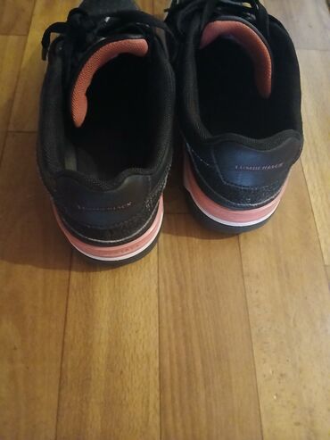 женские кроссовки nike blazer: Ölçü: 38, rəng - Ağ, İşlənmiş