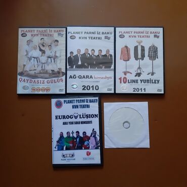 CD, DVD disklər və kassetlər: Dvd disklər. Və video kasetlər. Disklərin əksəriyyəti yenidir. Tək tək — 7
