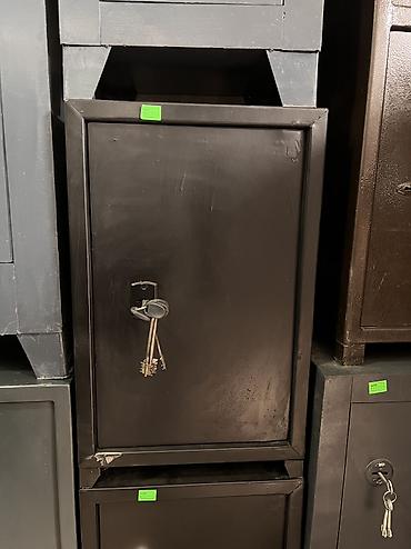 Сейфы для денег и документов: Сейфы для дома и офиса - Типы: компактные настольные, средние и — 17