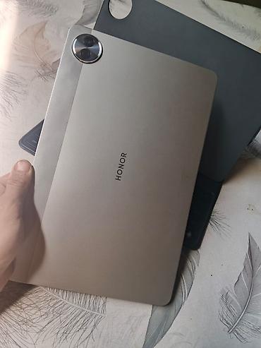 iphone tablet qiymetleri: Planşet və klaviatura dəsti - Böyük ölçülü ekranlı Android planşet — 9