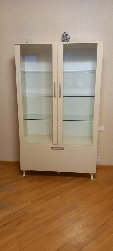 taxta rəf: İşlənmiş, Açılan, 2 qapılı Düz dolab, Bufet
