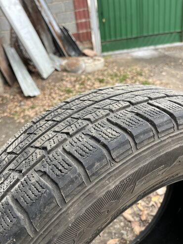 трактор юто 554: Шины 225 / 60 / R 16, Зима, Б/у, 1 шт, Легковые, GoodYear