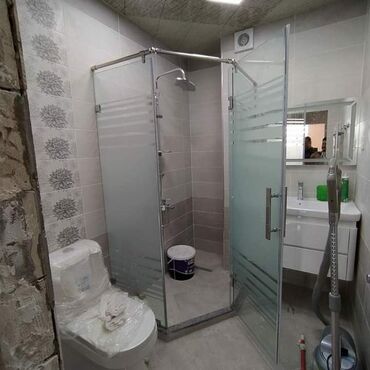 Duş kabinaları, arakəsmələr: Yeni Üstü açıq kabina, Künc üçün, Ödənişli çatdırılma — 19