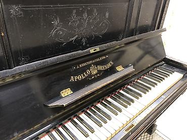 ikinci el gitara: Gədimi pianino! — 2