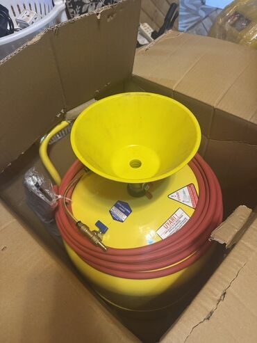 Tozsoranlar: Sənaye tipli yaş/quru tozsoran – TWD 351 Məhsulun xüsusiyyətləri: - — 9