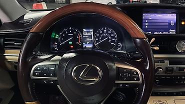 парктронник: Lexus ES: 2017 г., 2.5 л, Вариатор, Гибрид, Седан — 9