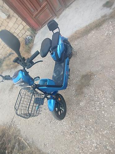 yan guzgulər s: Elektrik skuter – şəhər içi rahat və səssiz hərəkət üçün — 3