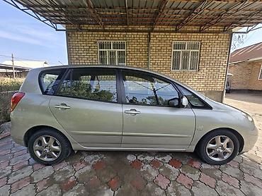 Toyota Corolla Verso: 2004 г., 1.8 л, Механика, Бензин, Хэтчбэк — 3