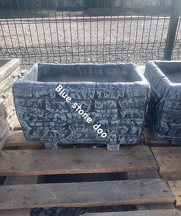 gipsofila sadnice: Dekorativna betonska žardinjera – imitacija lomljenog kamena — 1