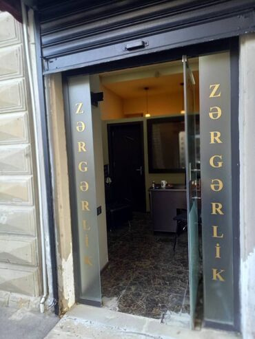 Digər kommersiya daşınmaz əmlakı: Yasamal rayonu torqovıy ərazisində,sahəsi 17 kv/m olan, 1 otağlı -da lalafo.az — 3 Digər kommersiya daşınmaz əmlakı: Yasamal rayonu torqovıy ərazisində,sahəsi 17 kv/m olan, 1 otağlı — 3