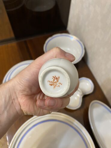 Наборы посуды: Фарфоровый сервиз, Пр-во Корея. 2 тарелки для супа, 3 столовых — 11