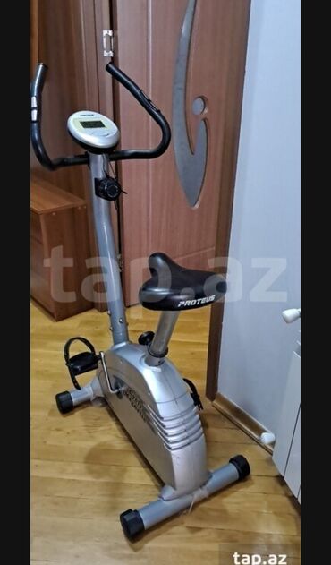 Əlcəklər: Proteus markalı məşq velosipedi evdə məşq etmək üçün əla seçimdir