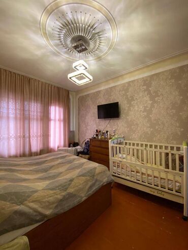 Köhnə tikili: Bakı, 3 otaqlı, Köhnə tikili, m. Xalqlar Dostluğu, 82 kv. m — 4