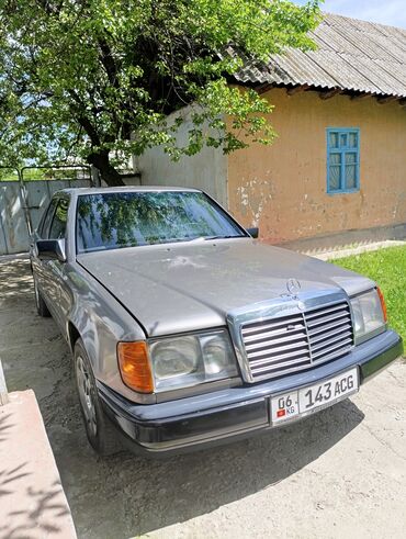 е220 мерседес: Mercedes-Benz W124: 1988 г., 2.3 л, Механика, Бензин, Седан