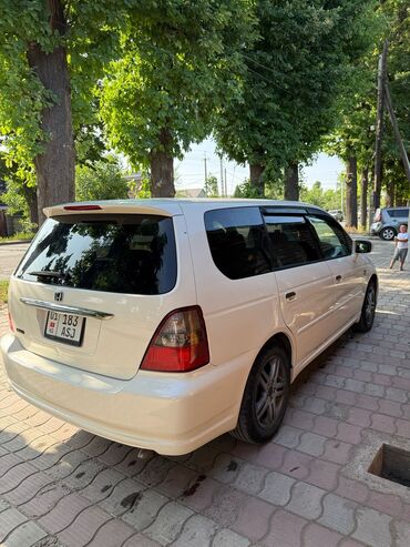 Honda: Продается минивэн Honda Odyssey в белом цвете. Автомобиль оснащен