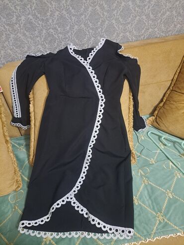tikdirmek ucun don modeli: 22 azn. baha alınıb. əyində super qalır. az geynilib əla matrealı var