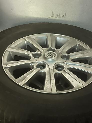 Колеса в сборе 265 / 70 / R 17, Зимняя шипованная, Б/у, Комплект, Литые, отверстий - 5