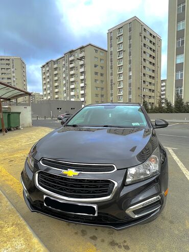 masin manitoru: Chevrolet Cruze 2015 il. Yaş asfalt rengi 15 500 azn. Arxa kamera ve