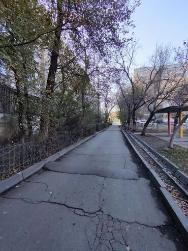 Продажа квартир: 1 комната, 38 м², 105 серия, 1 этаж, Косметический ремонт — 10