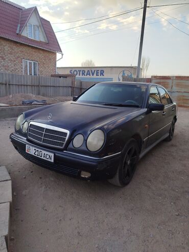 мерс волчок: Mercedes-Benz 220: 1997 г., 2 л, Механика, Бензин, Седан