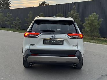 тойота alphard: Toyota RAV4: 2023 г., 2.5 л, Гибрид, Кроссовер — 5