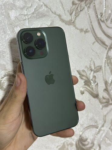 Apple iPhone: IPhone 13 Pro, Б/у, 128 ГБ, Alpine Green, Защитное стекло, 81 % — 1