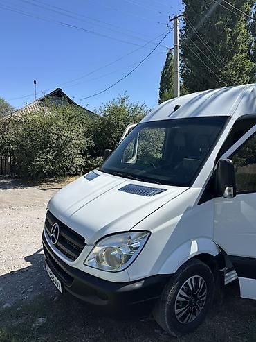 тестомес 25 кг: Mercedes-Benz Sprinter — длиннобазный высокую крышей фургон. Основные — 4