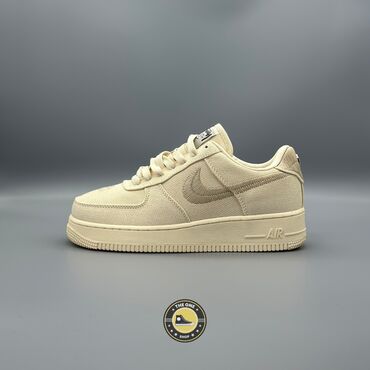 Кроссовки и спортивная обувь: Nike Air Force 1

Размеры: 40-44