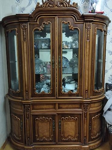 Klassik üslubda iri vitrinalı bufet - Material: təbii ağac (kaplama lalafo.az -da Klassik üslubda iri vitrinalı bufet - Material: təbii ağac (kaplama