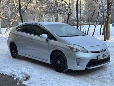 Toyota: Toyota Prius: 2012 г., 1.8 л, Вариатор, Гибрид, Седан