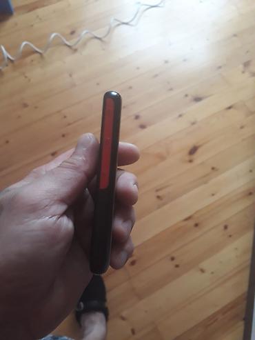 Digər mobil telefonlar: Model: nokia (düyməli telefon) Xüsusiyyətlər: - Korpus: kompak, qara — 1