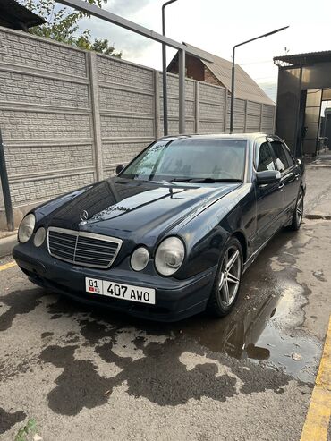 Mercedes-Benz: Mercedes-Benz E-Class: 2001 г., 2 л, Автомат, Бензин, Седан