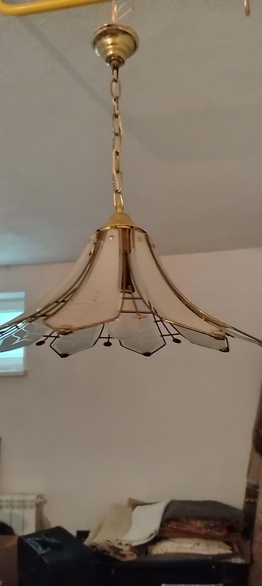 Visilica/luštern od stakla i metala - Elegantna plafonska visilica sa