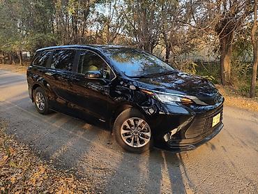 lx 570 2014: Toyota Sienna: 2021 г., 2.5 л, Вариатор, Гибрид, Минивэн — 3