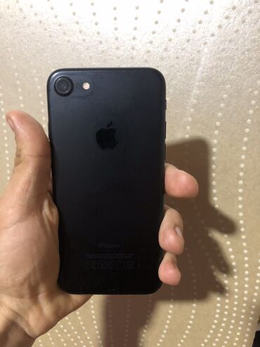 ayfon es 7: IPhone 7, 32 ГБ, Черный, Отпечаток пальца