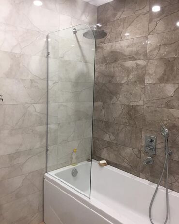 Duş kabinaları, arakəsmələr: Yeni Üstü açıq kabina, Düzbucaqlı, Ödənişli çatdırılma — 27