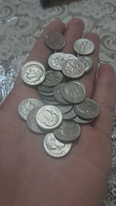 Sikkələr: Beynəlxalq xırda sikkələr kolleksiyası - Müxtəlif ölkələrdən qarışıq — 8